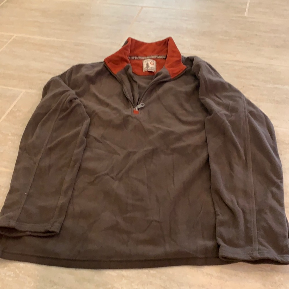 GH Bass polyester pullover